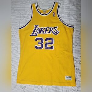 Vintage Yellow, Purple Lakers Basketball Jersey, Size Large, Magic Johnson 32